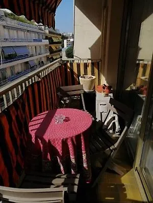 Grand 2 Pieces Centre Apartment Antibes
