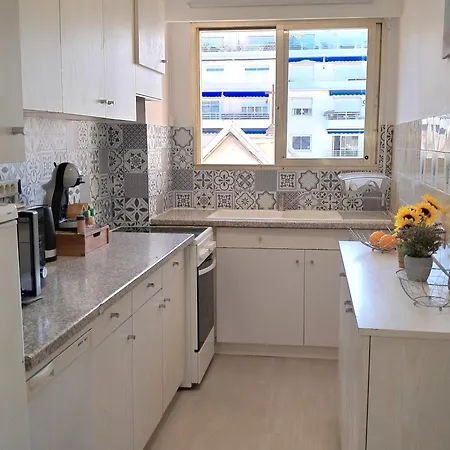 Appartement Grand 2 Pièces Centre *